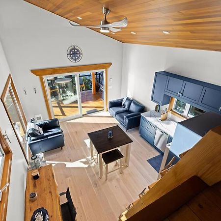 Kingfisher Manor Villa Sooke Exterior photo